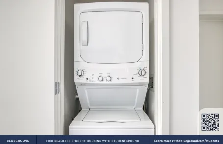 1 Bedroom Logan Square Apartment