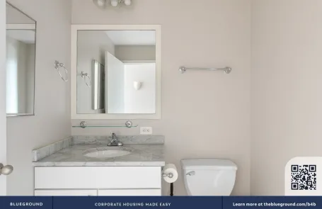 2 Bedroom Chicago Loop Apartment