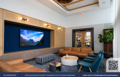 1 Bedroom West Loop Apartment