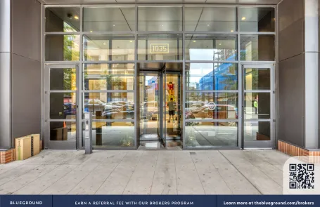 1 Bedroom West Loop Apartment