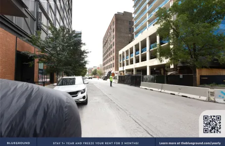 1 Bedroom West Loop Apartment