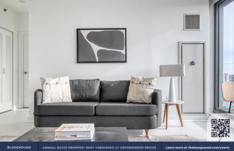 1 Bedroom West Loop Apartment