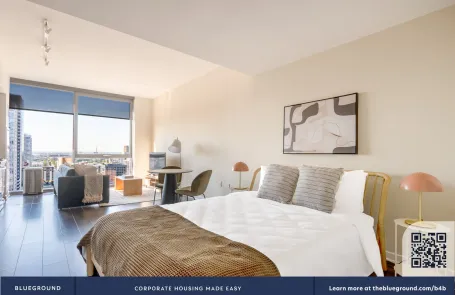 Studio West Loop Apartment