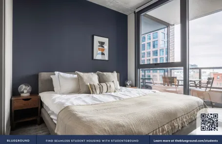 2 Bedroom West Loop Apartment