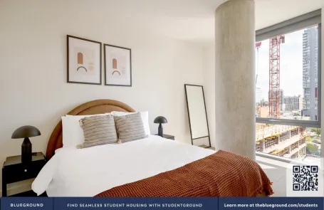 2 Bedroom West Loop Apartment