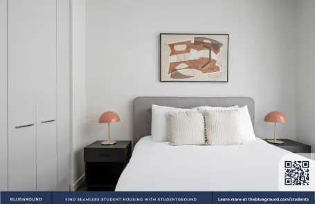 2 Bedroom West Loop Apartment