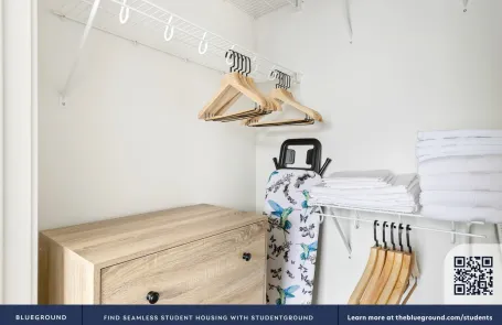 1 Bedroom West Loop Apartment
