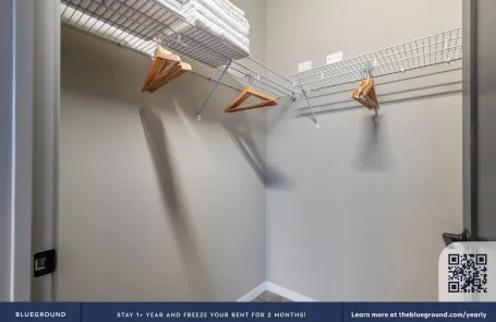 2 Bedroom West Loop Apartment