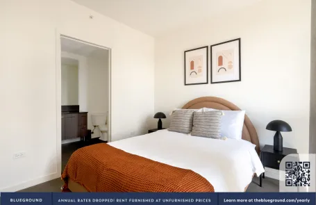 2 Bedroom West Loop Apartment