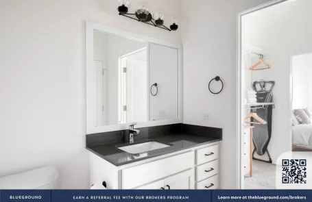 1 Bedroom Elmhurst Apartment