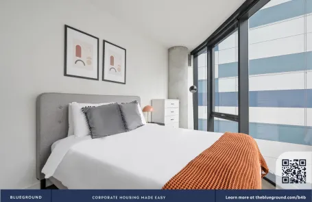 2 Bedroom West Loop Apartment