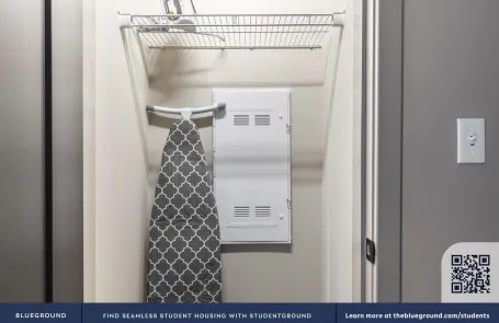 2 Bedroom West Loop Apartment