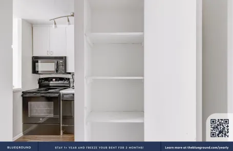 1 Bedroom Lakeview Apartment