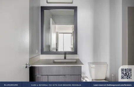 2 Bedroom South Loop Apartment