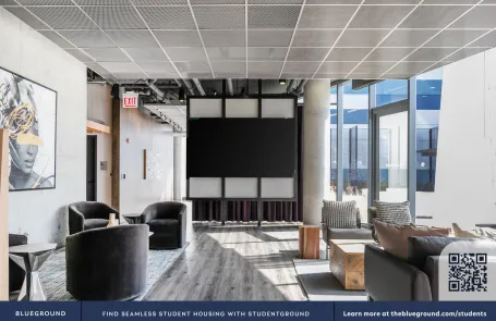 1 Bedroom West Loop Apartment
