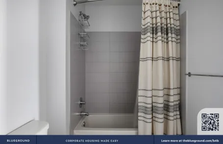 2 Bedroom South Loop Apartment