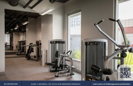 2 Bedroom South Loop Apartment