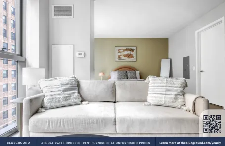 Studio Chicago Loop Apartment