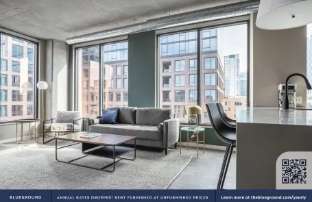 2 Bedroom West Loop Apartment