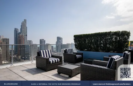 2 Bedroom South Loop Apartment