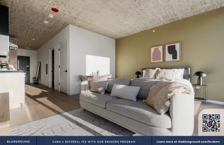 Studio West Loop Apartment