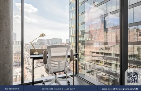 2 Bedroom West Loop Apartment