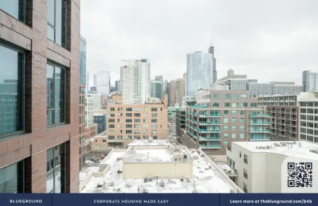 Studio West Loop Apartment