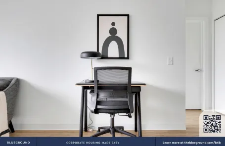 1 Bedroom West Loop Apartment