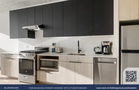 Studio West Loop Apartment