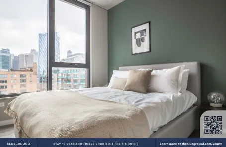 2 Bedroom West Loop Apartment