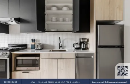 Studio West Loop Apartment