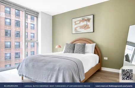 Studio Chicago Loop Apartment
