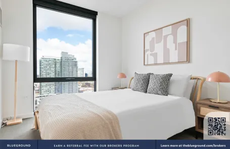 1 Bedroom West Loop Apartment