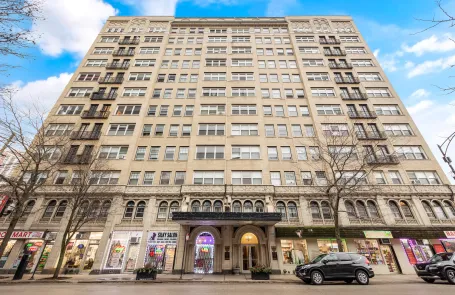 Studio Edgewater Apartment