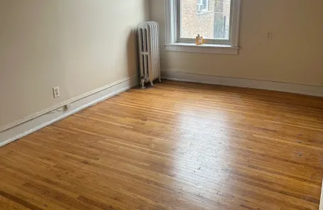 1 Bedroom Rogers Park Apartment