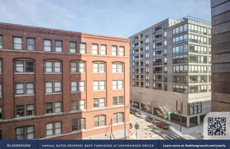 1 Bedroom West Loop Apartment