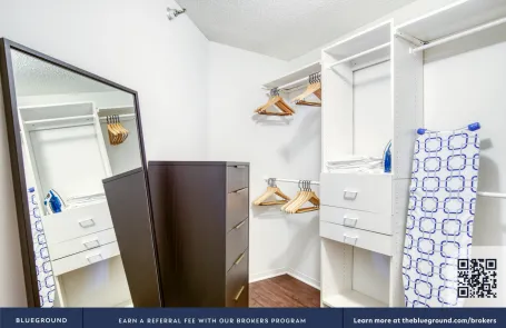 1 Bedroom Streeterville Apartment
