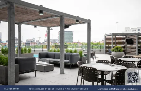 3 Bedroom River West Apartment