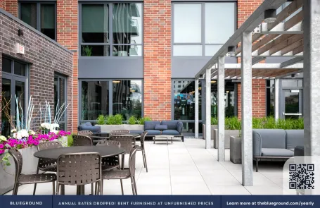 3 Bedroom River West Apartment