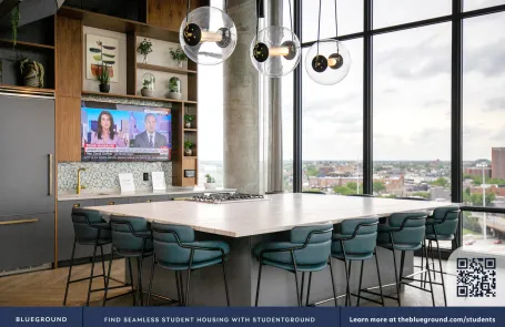 3 Bedroom River West Apartment