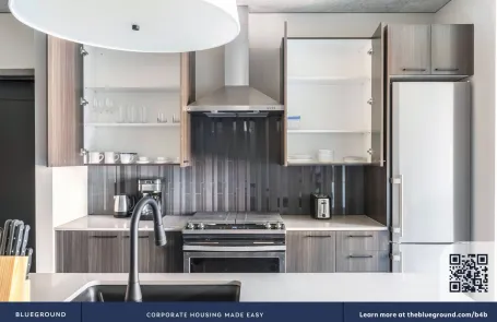 1 Bedroom West Loop Apartment