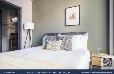 1 Bedroom West Loop Apartment