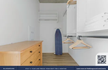 Studio Fulton Market Apartment