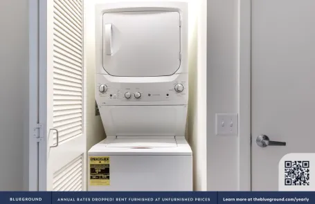 Studio Chicago Loop Apartment