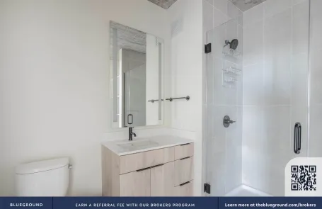 1 Bedroom West Loop Apartment