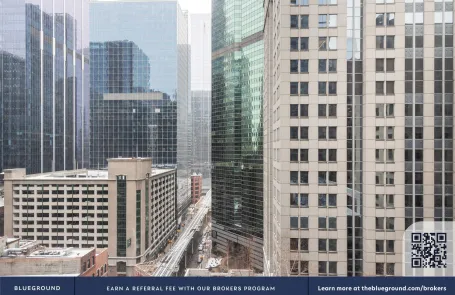 Studio Chicago Loop Apartment