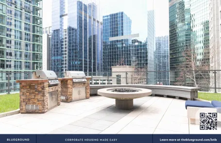 Studio Chicago Loop Apartment