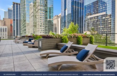 Studio Chicago Loop Apartment
