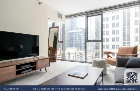 1 Bedroom Chicago Loop Apartment