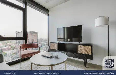 1 Bedroom Fulton Market Apartment